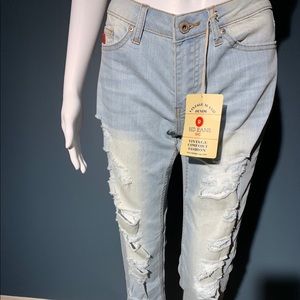 Light blue jeans 👖 with Distress